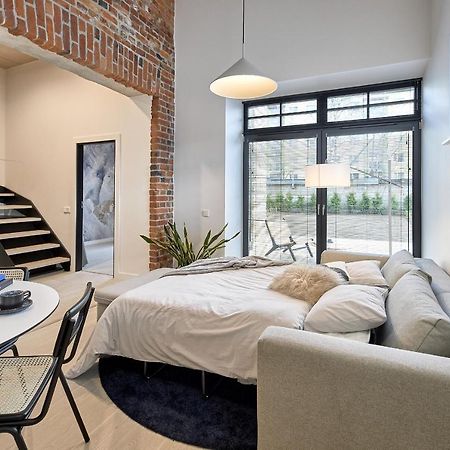 High Ceiling Loft With Its Own Backyard And A Terrace Apartment Tallinn Exterior photo