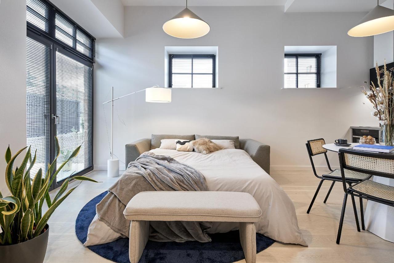 High Ceiling Loft With Its Own Backyard And A Terrace Apartment Tallinn Exterior photo